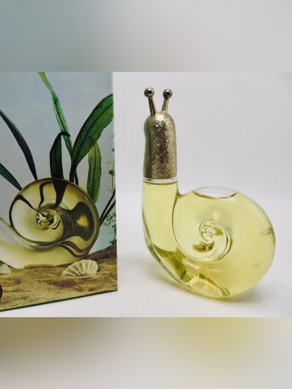 Vintage Avon “Bath Treasure” Oil Glass Snail Decanter